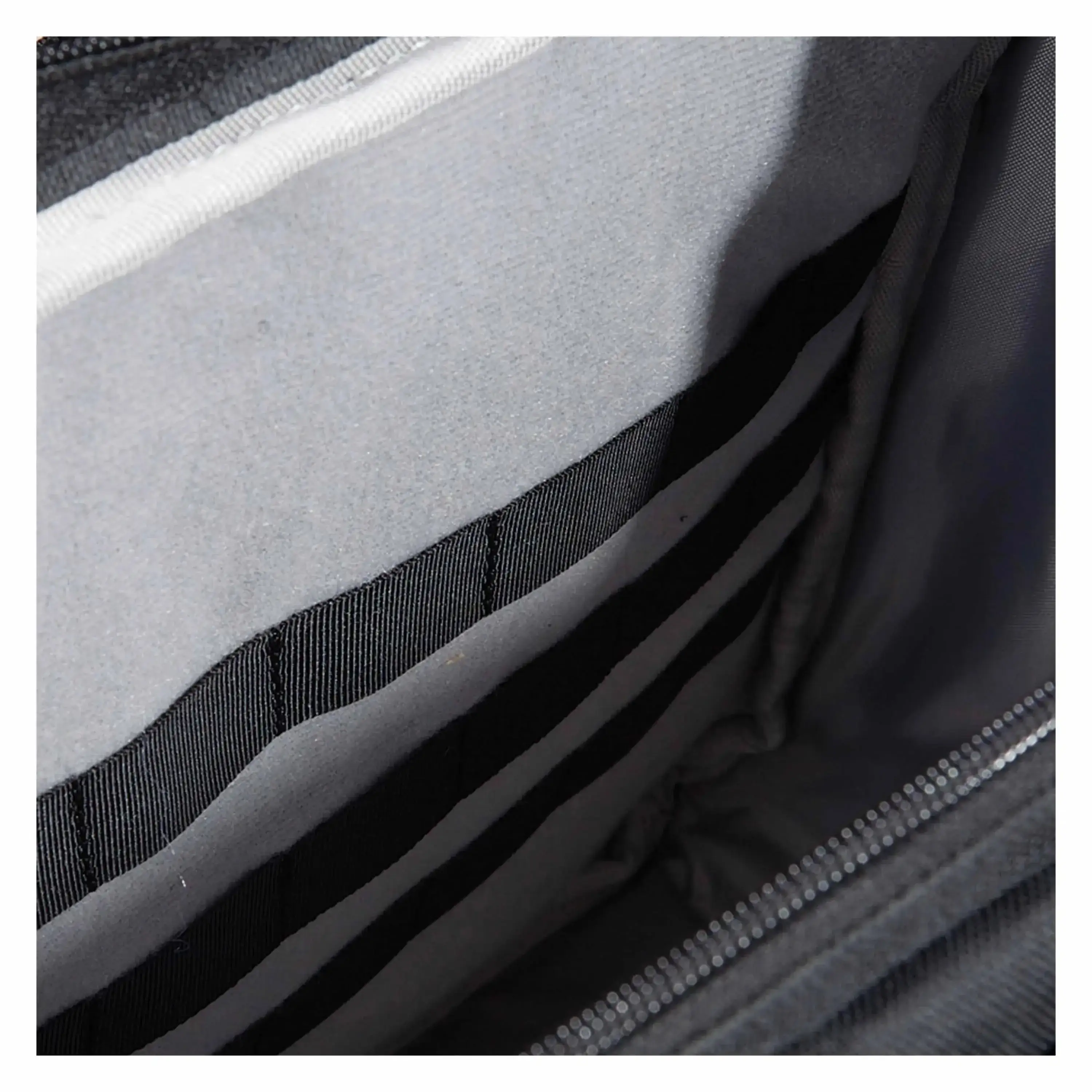 Side Trip Briefcase bag - Image 6
