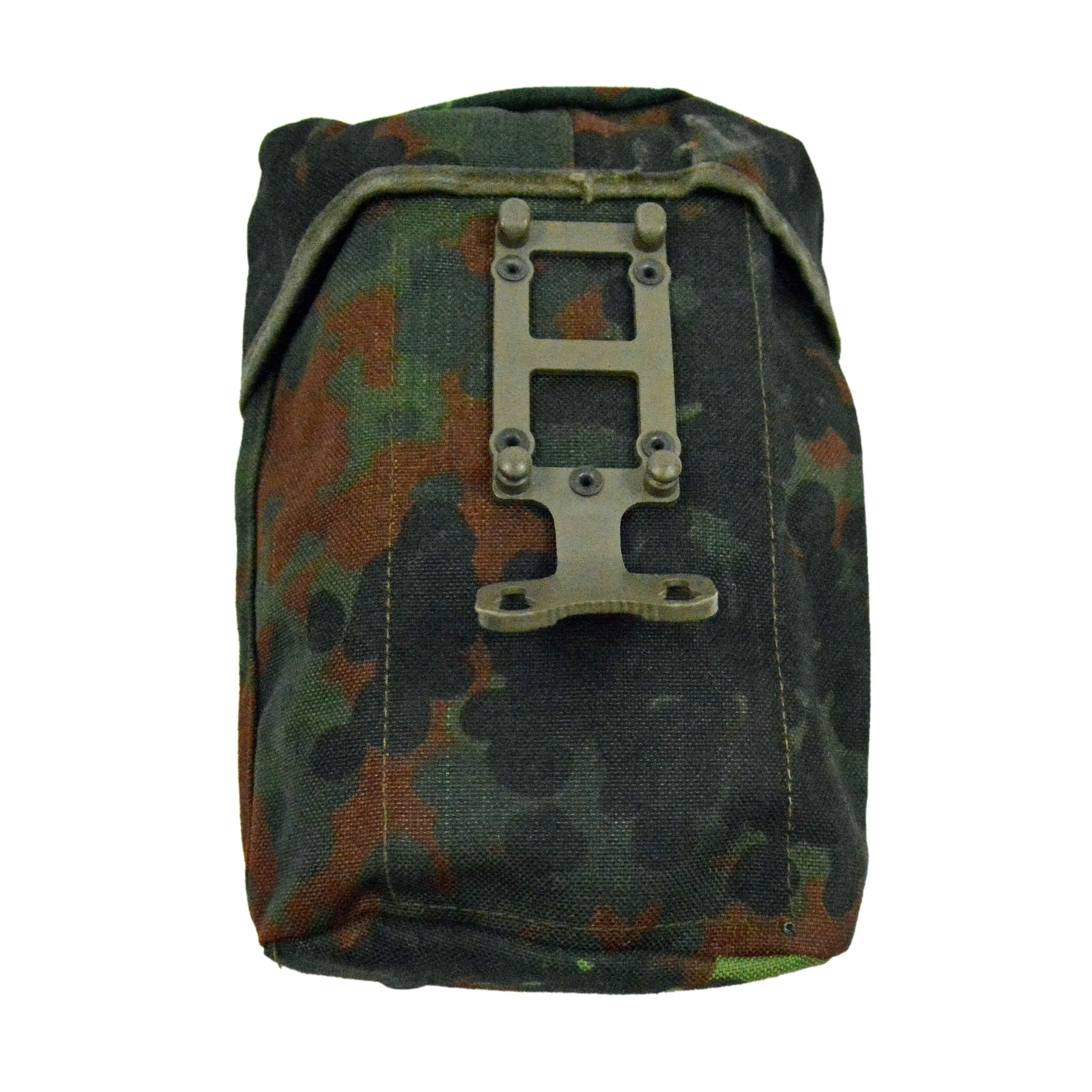 BW canteen pouch flecktarn used - Image 2
