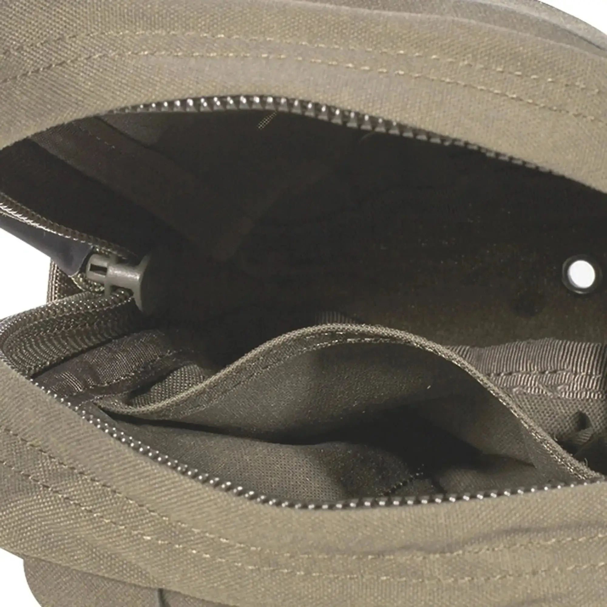 Medium Vertical Utility Pouch LC - Image 5
