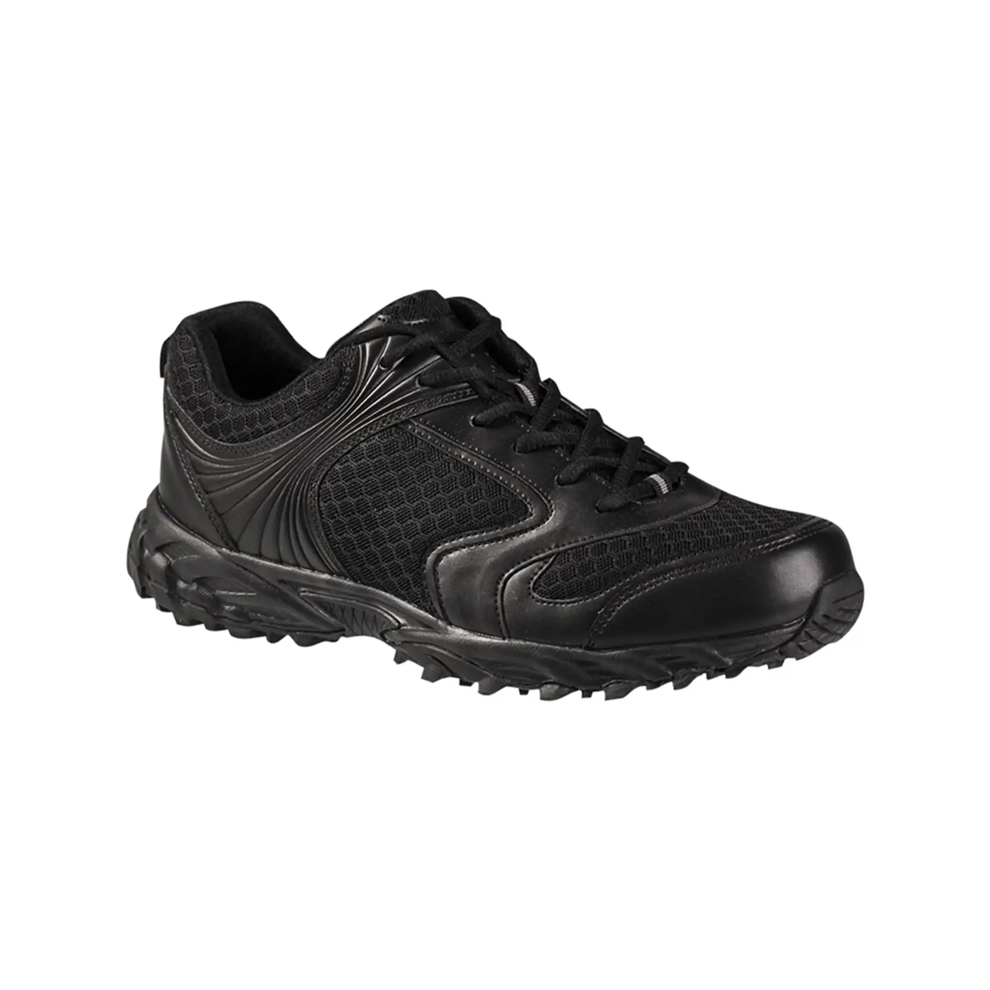 BW sports shoes terrain