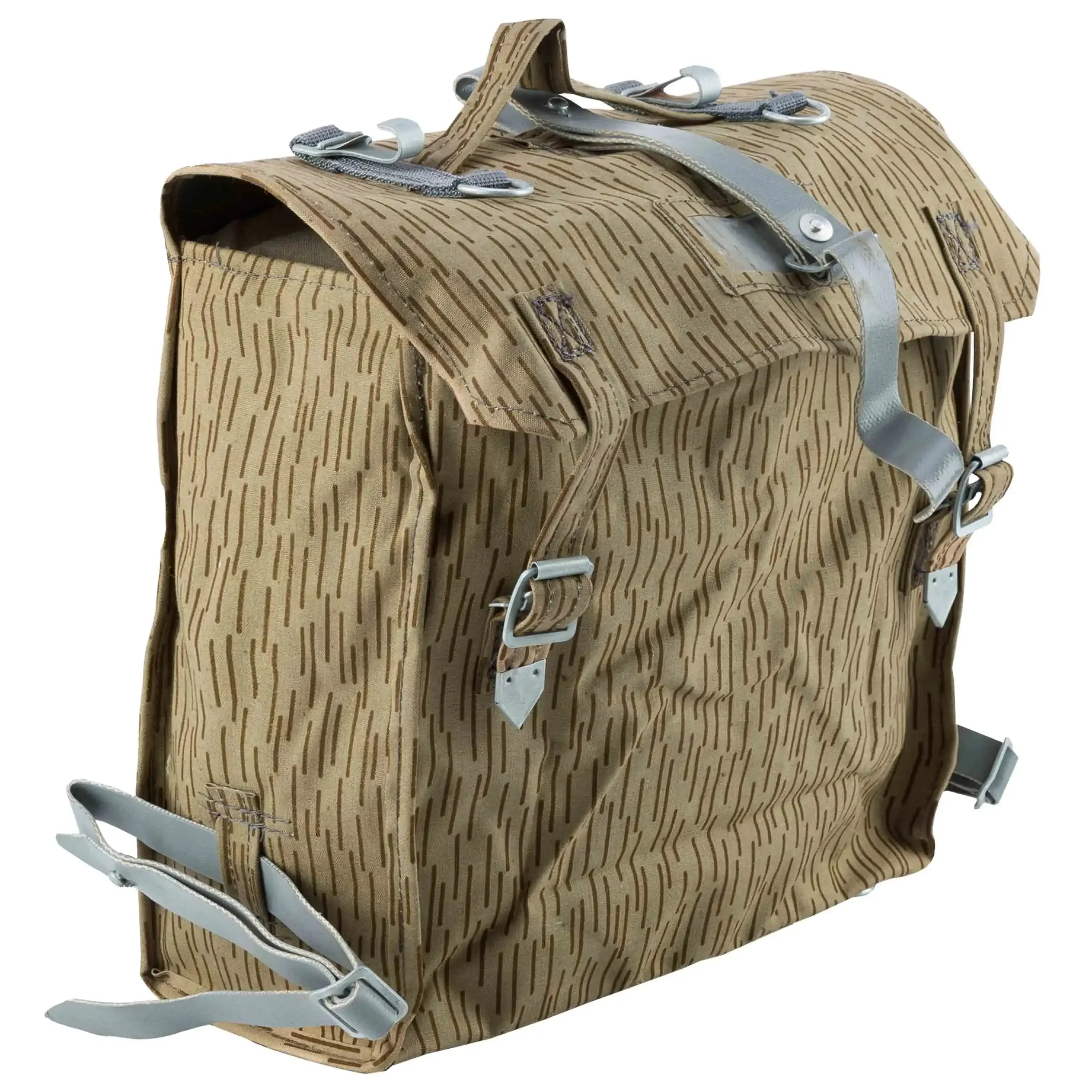 Field pack with carrying frame used - Image 2