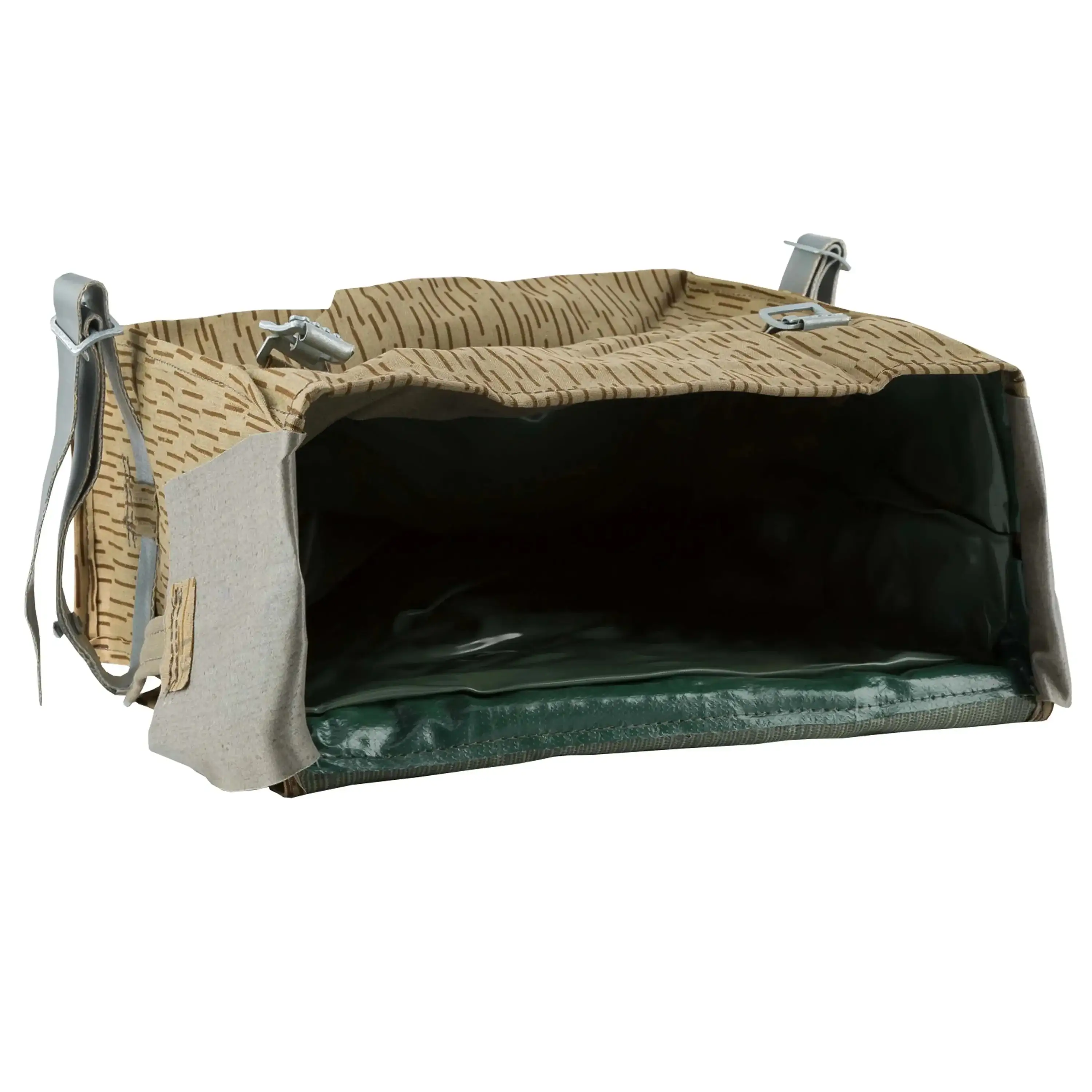 Field pack with carrying frame used - Image 4