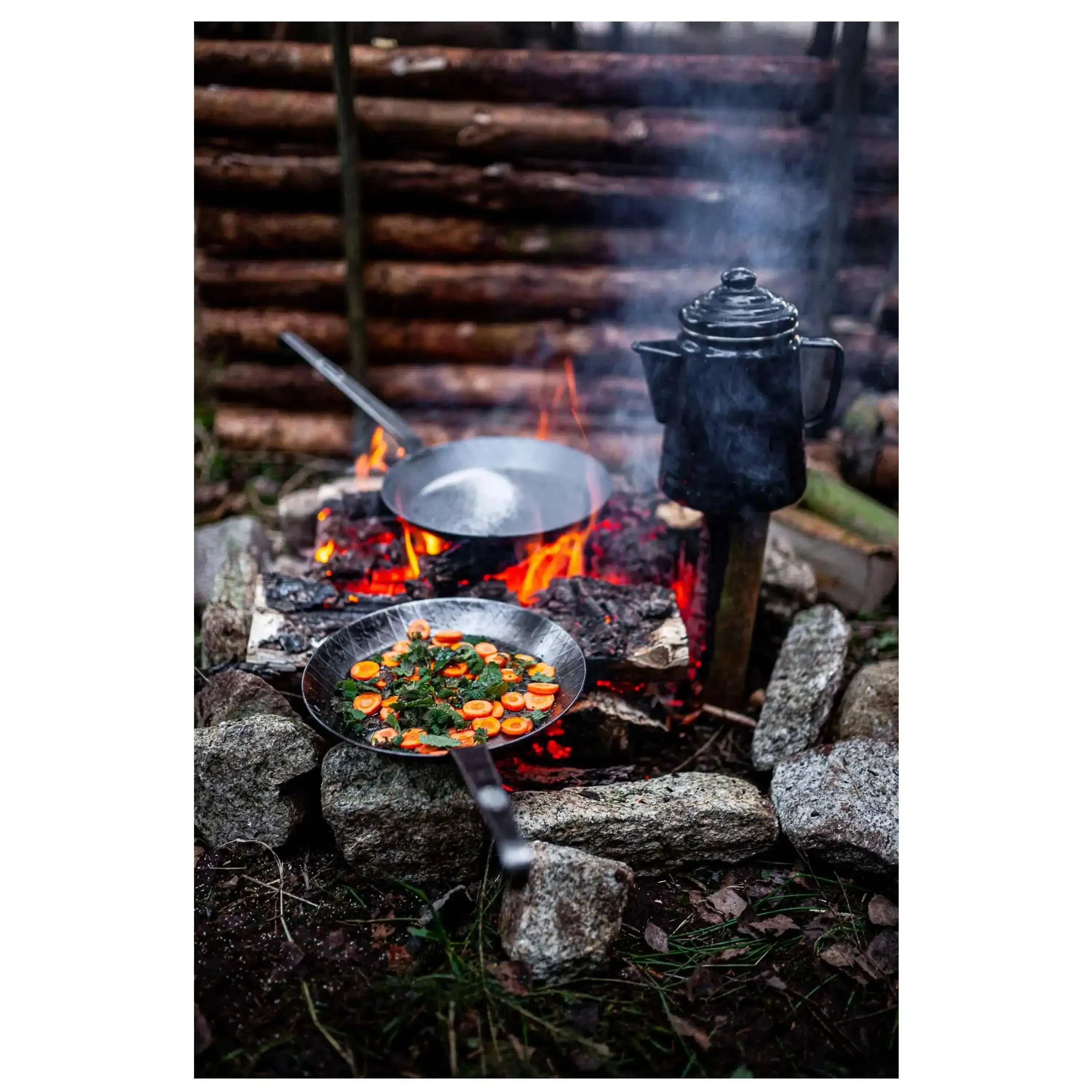 Forged iron pan 32 cm black - Image 2